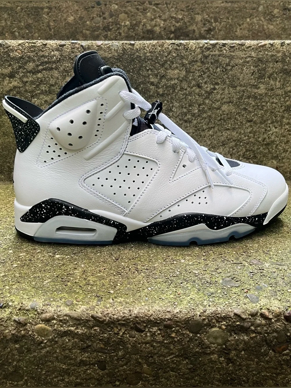 Air Jordan 6 retro “Reverse Oreo”